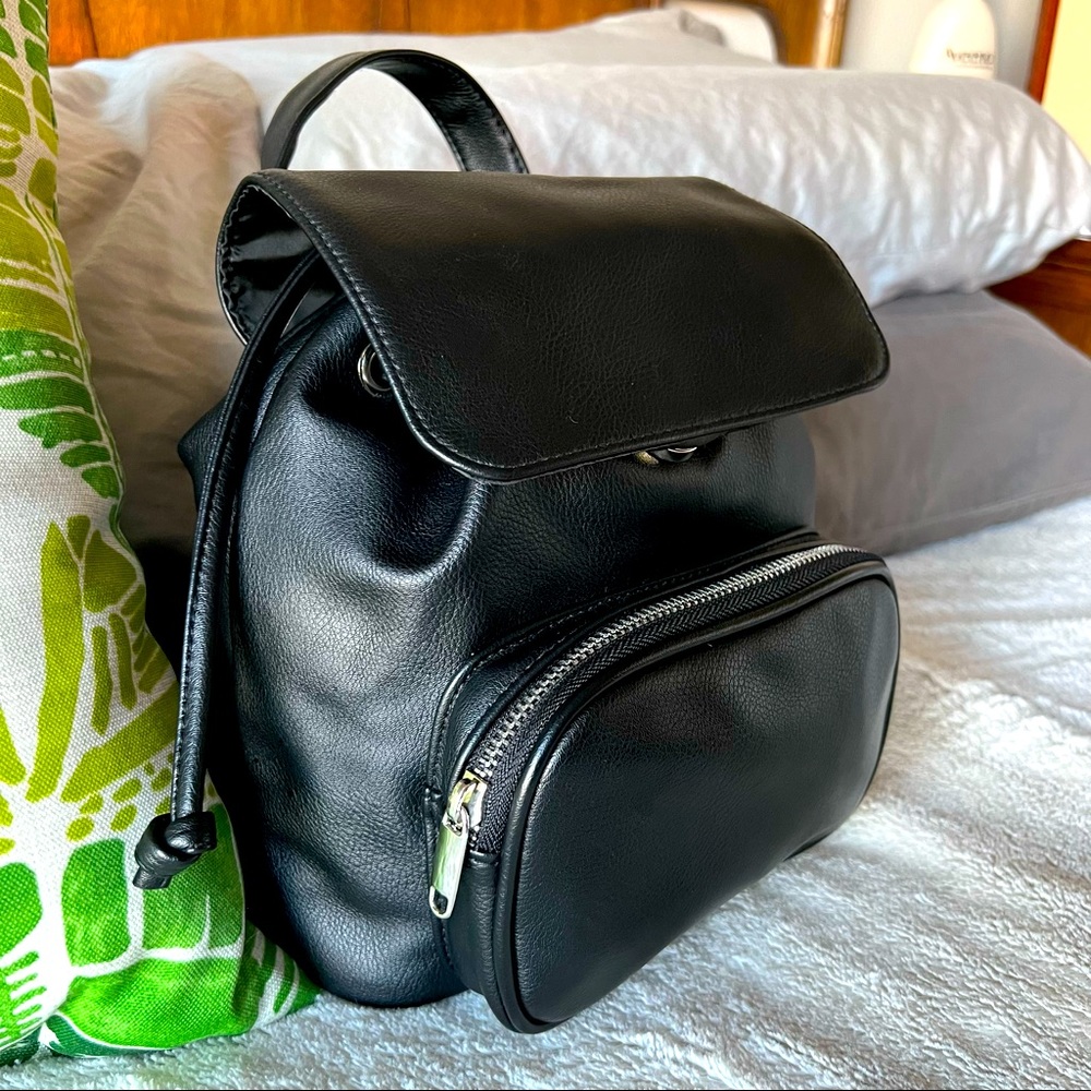 Wild Fable Black Cinch Backpack